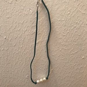 Freshwater 3 pearl choker